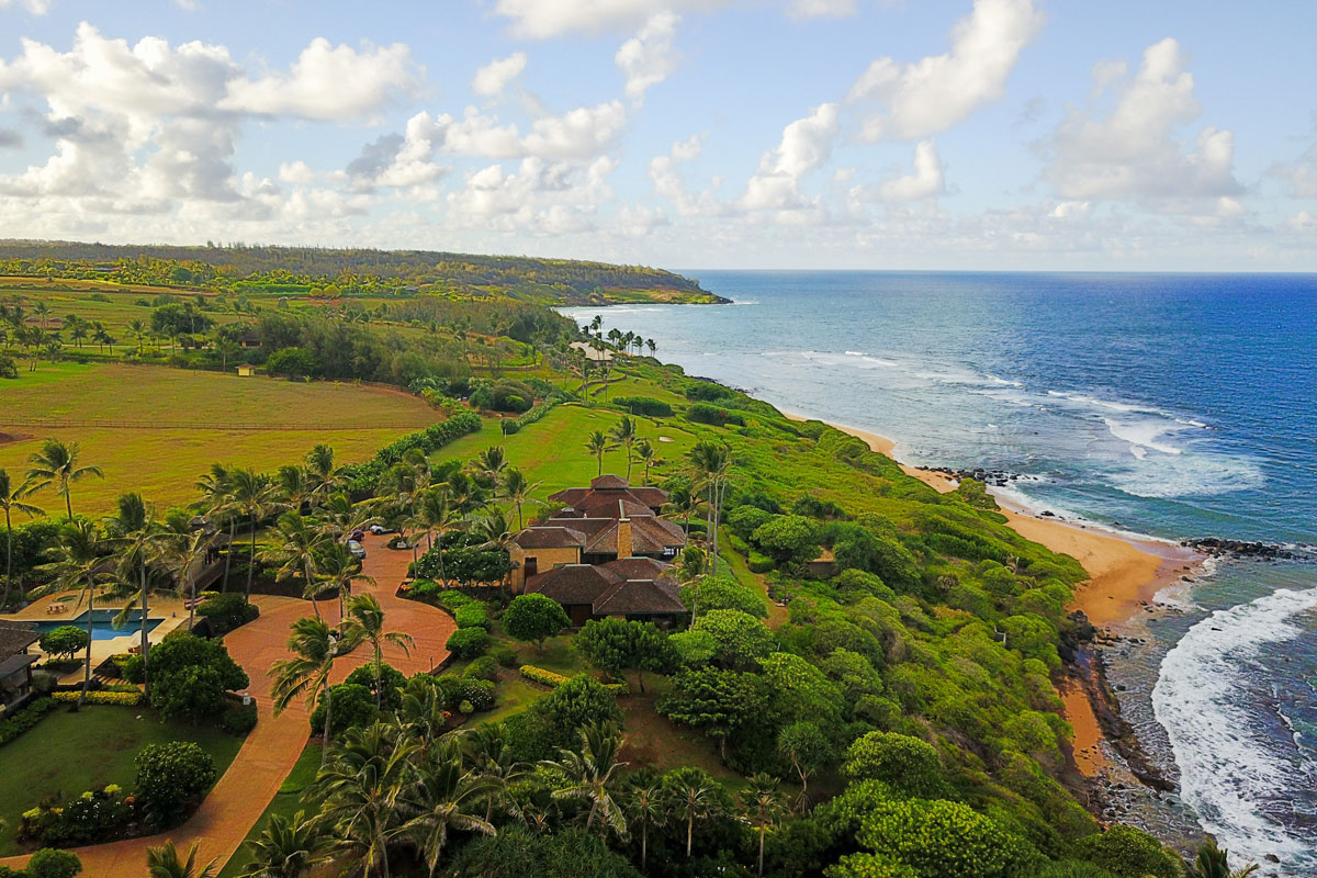 Dramatic Oceanfront Luxury Aliomanu Kauai Beachfront Estate